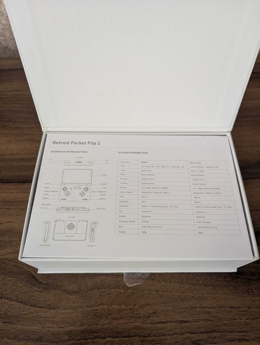 Retroid flip 2 почти новый