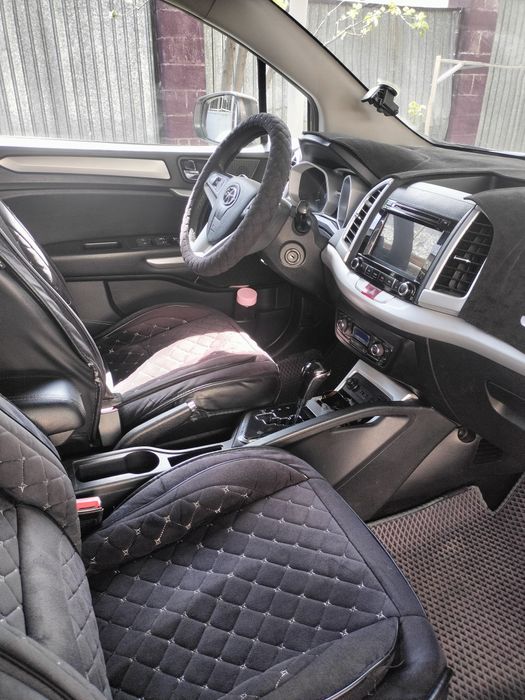 Срочно продам машину JAK S3