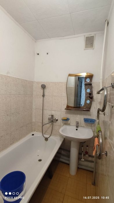 З комнатная на долгий срок