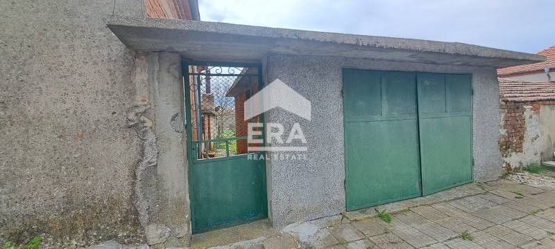 Къща в село Подвис на атрактивна цена