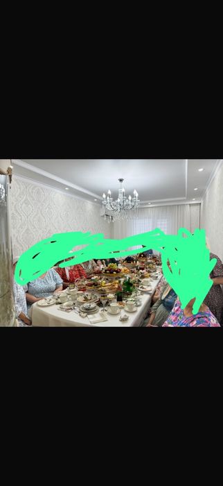 Продаётся раздвижной обеденный стол со стульями