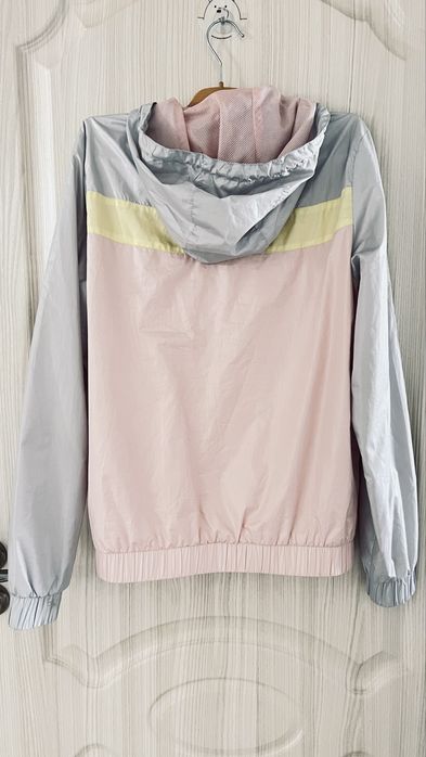 Куртки на весну осень