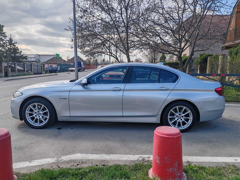 Ocazie 10800e fix Bmw 520D facelift 2.0d 190cp x-drive E6 navi camera