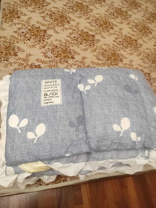 Одеяла с наполнением шелкопряд