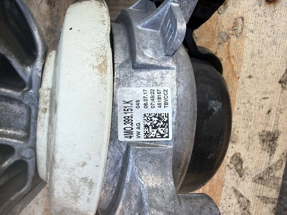 тампони двигател Audi A6 C8 A7 C8 A8 D5 Q7 Q8 4M0399152Q 4M0399151K