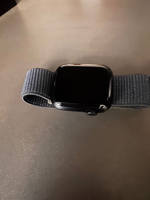 Apple Watch 9 series, 45mm, Midnight Aluminium Case, Midnight Sport Loop