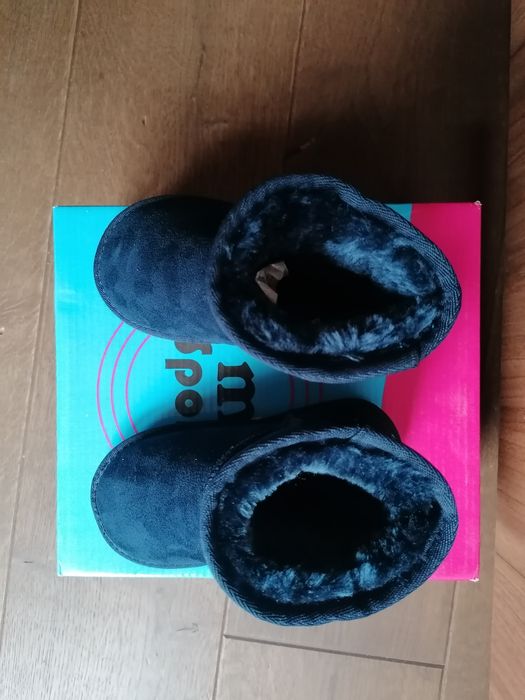 Ghete Melania mar 25 gen UGG Marca Melania
