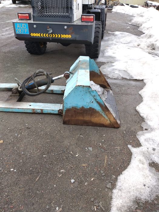 Продам ковш для вилочный погрузчик