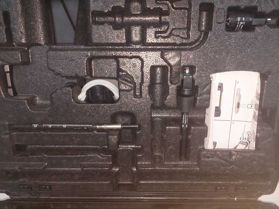 Set Testo 400  pentru viteza aerului cu sonda cu fir cald