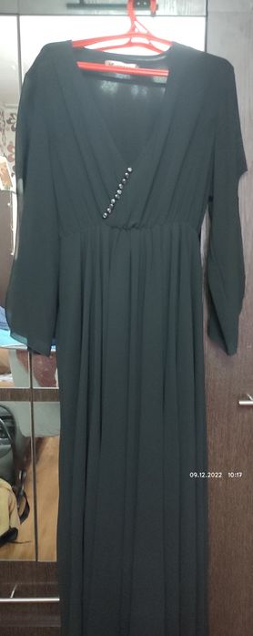 Продам женское платье