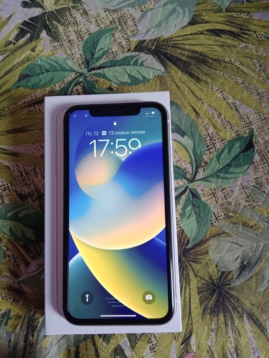 iPhone 11 64 CB отличном состоянии, акб 98%