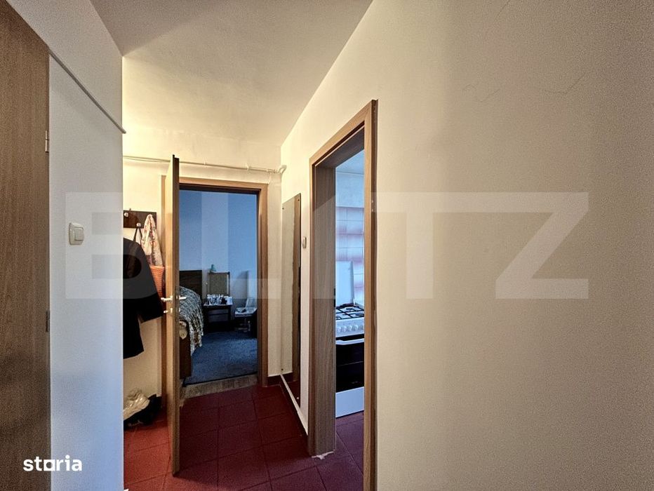 Apartament cu 3 camere, 56 mp, zona Cina