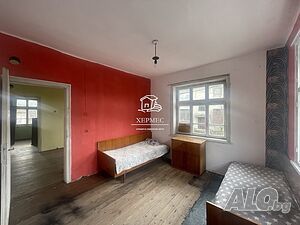 Продава се Етаж от къща в Средец - 85 кв.м за 348 €/кв.м - Снимка #4