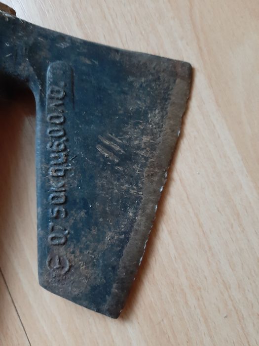 Брадва, брадва топор, малка брадва без дръжка и тесла