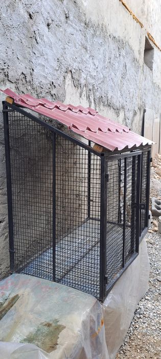 Вальер для животных.