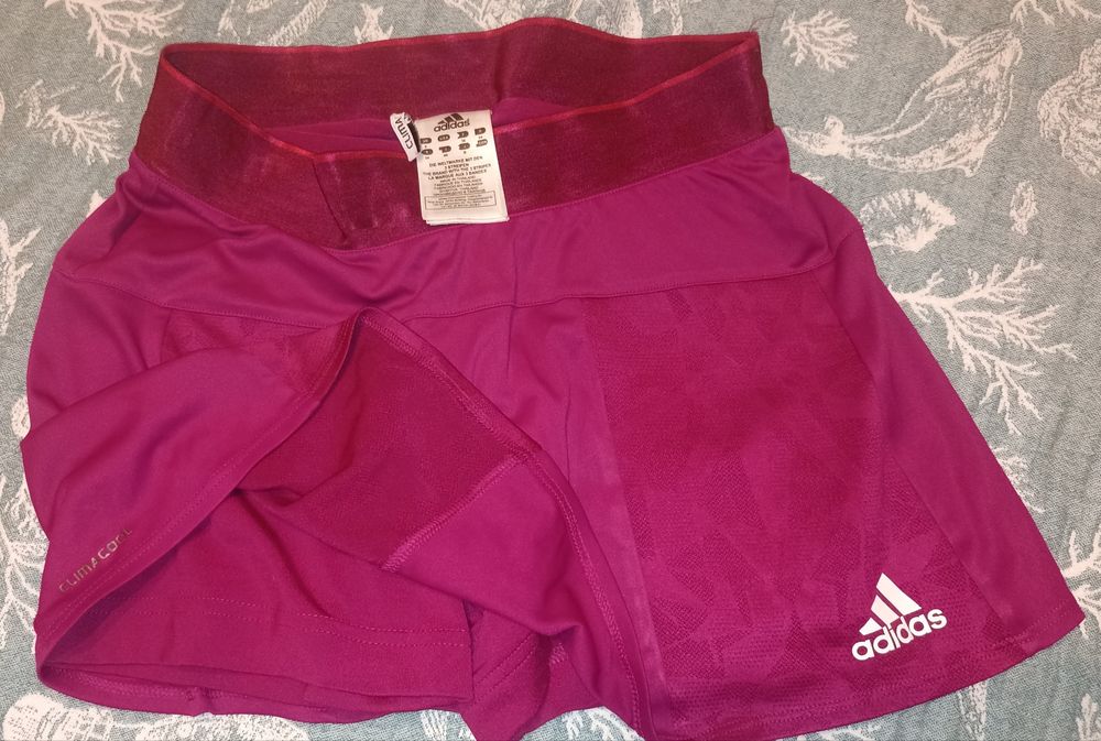 Женская одежда в хорошем состоянии