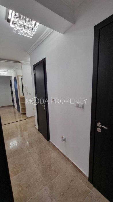 Продава се Тристаен апартамент в Свети Влас - 100 кв.м за 842 €/кв.м - Снимка #2
