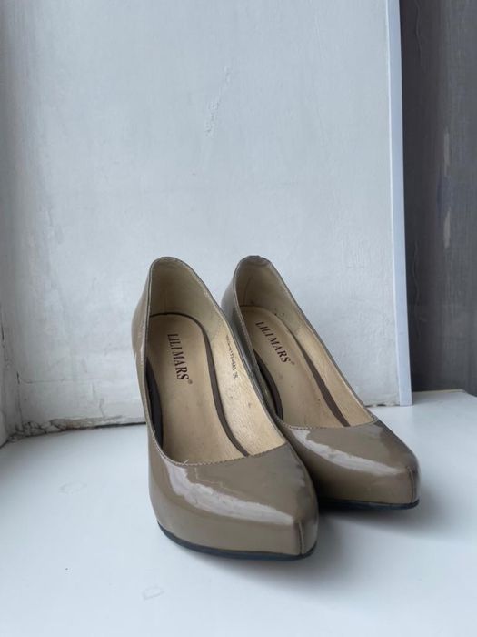 Продам туфли лодочки б/у