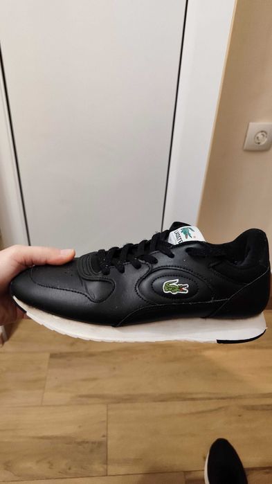 Маратонки Lacoste