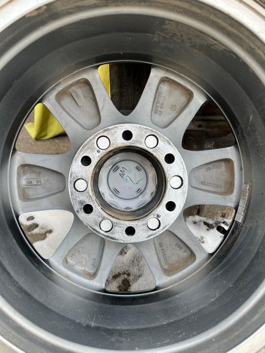 Продам Диски R17 с резиной