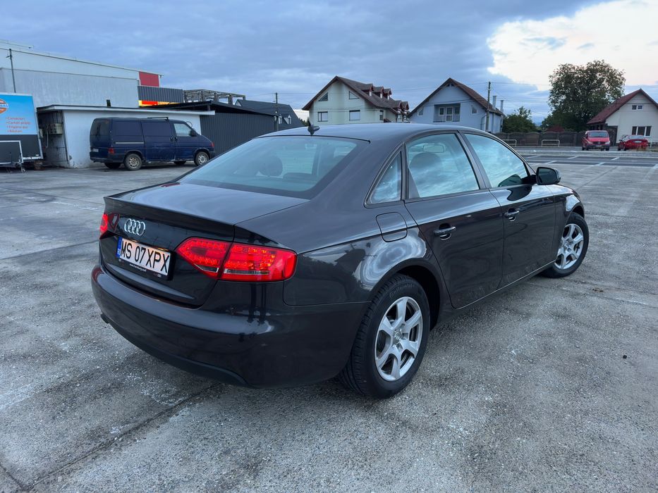 AUDI A4 2010 — imagine 3