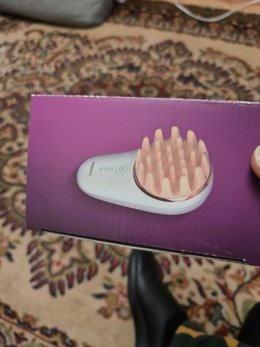 Aparat de masaj pentru scalp Philips