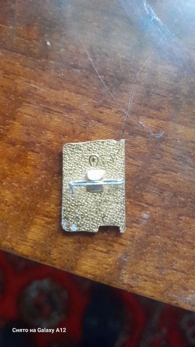 Продам депутатский значок Ссср.