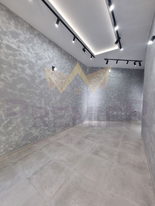 Дава се под наем Магазин в Варна, Център - 27 кв.м за 510 € - Снимка #2