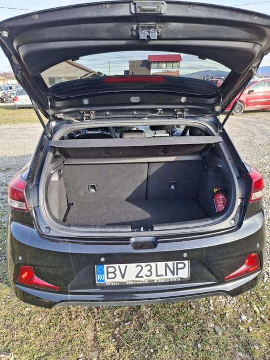 Vand Hunday i 20 coupe 2016