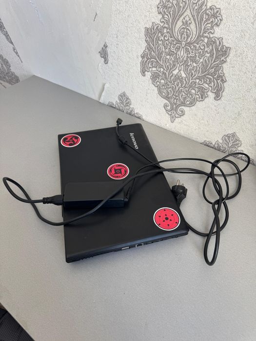 Lenovo Ноутбук офисный