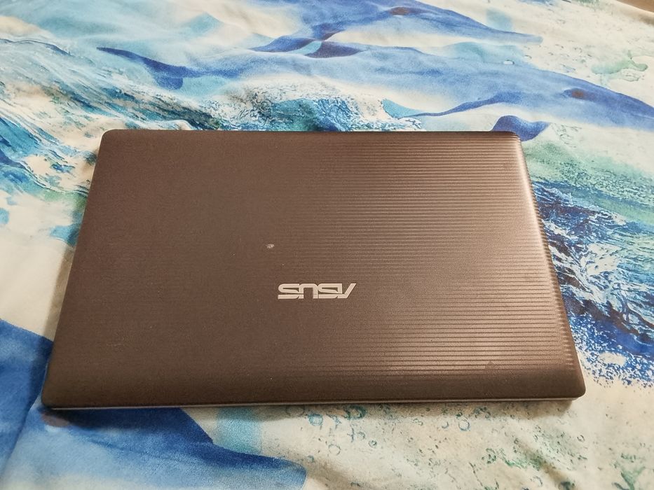 Продам ноутбук асус