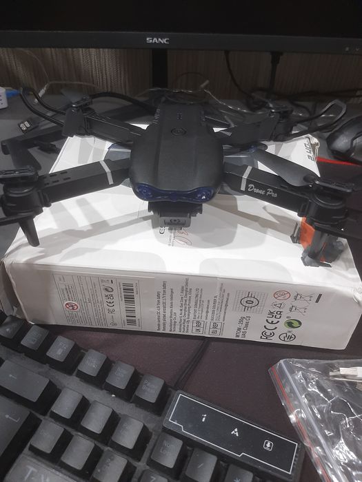 Дрон е99 pro новый