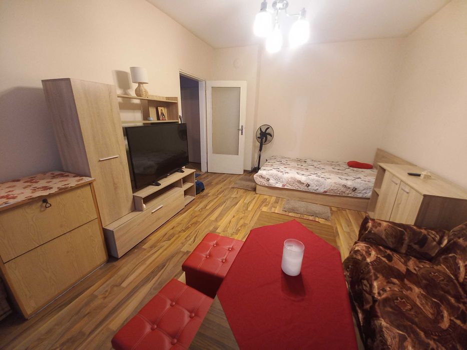 Дава се под наем Едностаен апартамент в София, Младост 3 - 44 кв.м за 398.82 € - Снимка #1