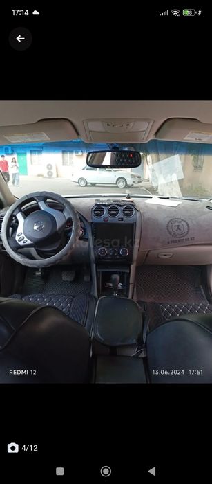 Продам машину nissan altima