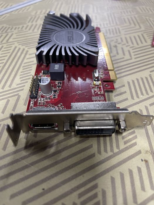 Asus R5230-SL-1GD3-L / 1 GB DDR3