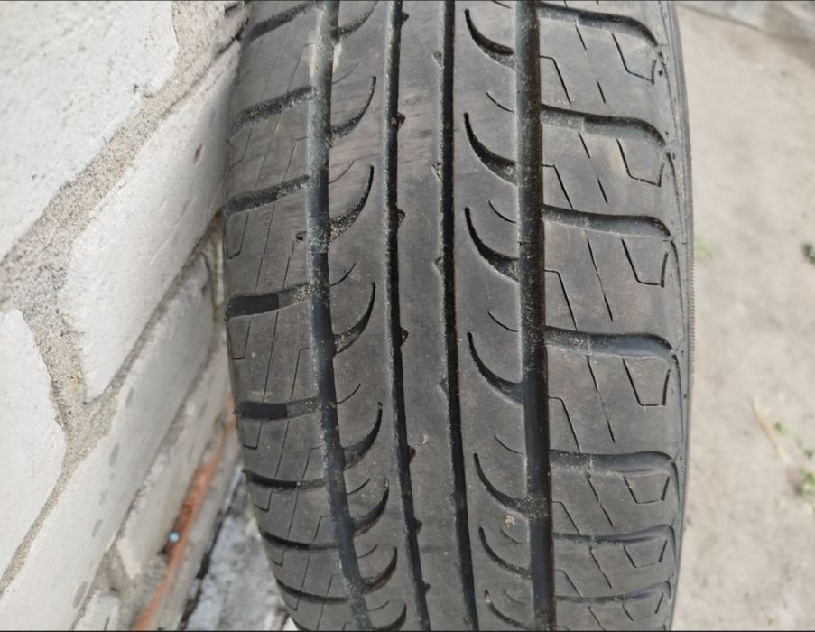 Продам летнюю резину