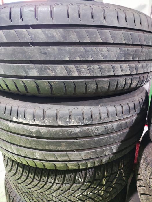 2 бр 235/65/17 Michelin