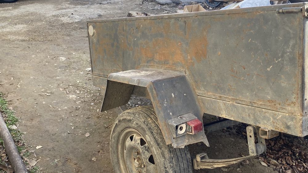 Прицеп сатылады женіл машинаға