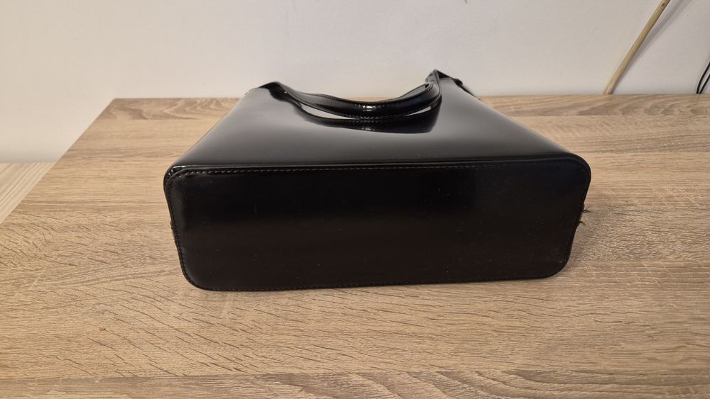 Дамска чанта на ZARA