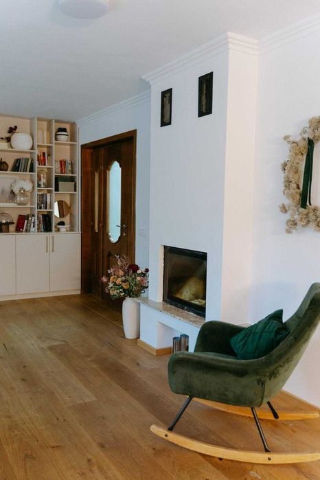 Vila spatioasa  în Catamarasti- Deal, 325 mp, teren generos 2000 mp