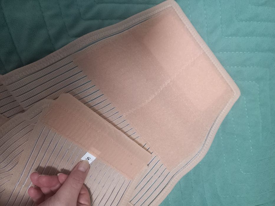 Продам корсет размер s