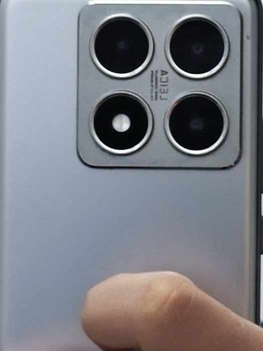 Xiaomi 14T Pro гарантия до июля