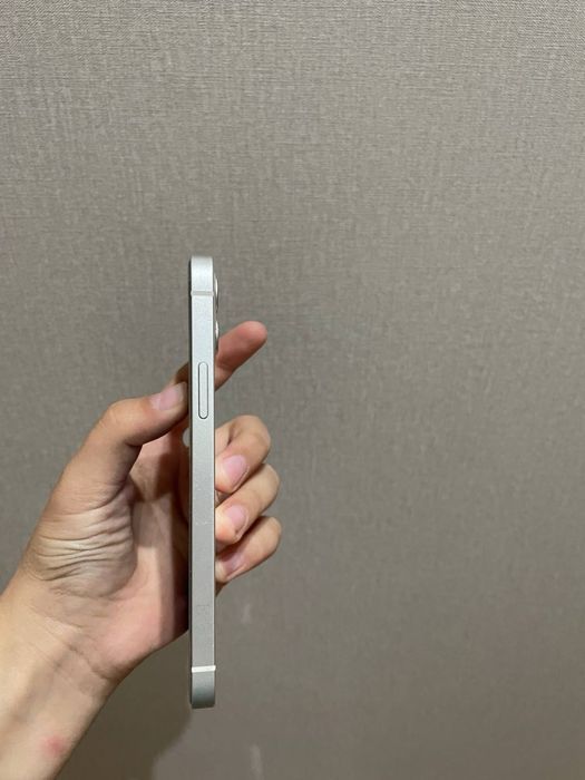 iPhone 12 128/77% все работает