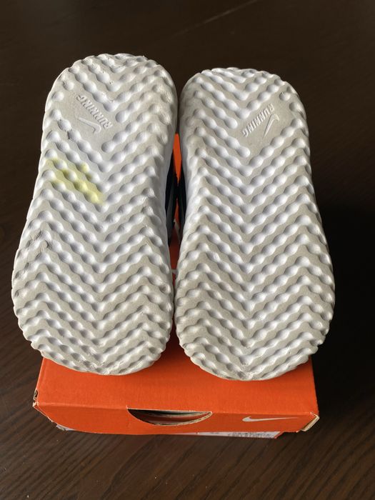 Nike Revolution 5, номер 22