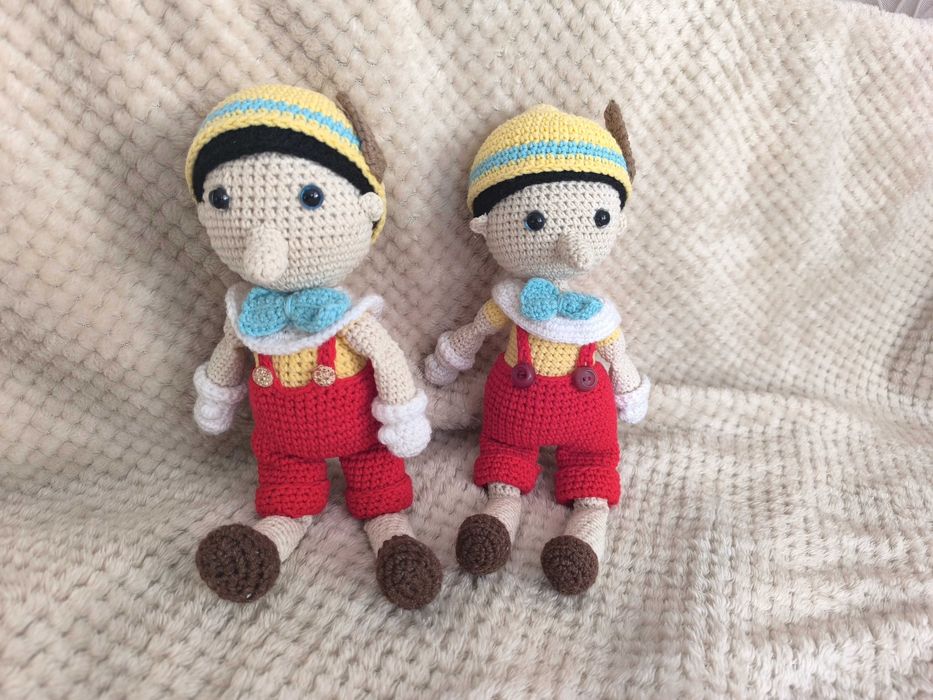 Коледно кученце плетена плюшена играчка, амигурум, ръчна изработка