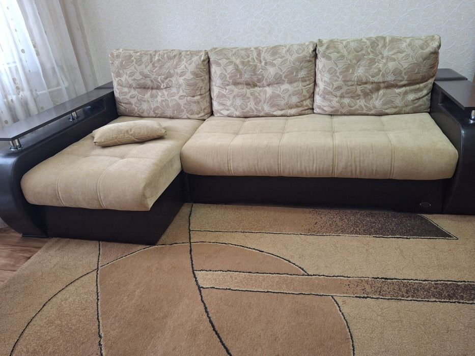 Угловой диван б/у
