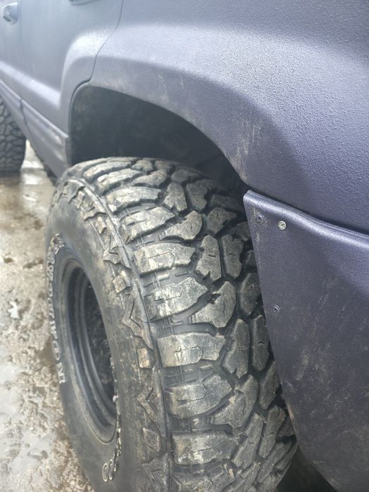 Гуми 35x12.50 r15