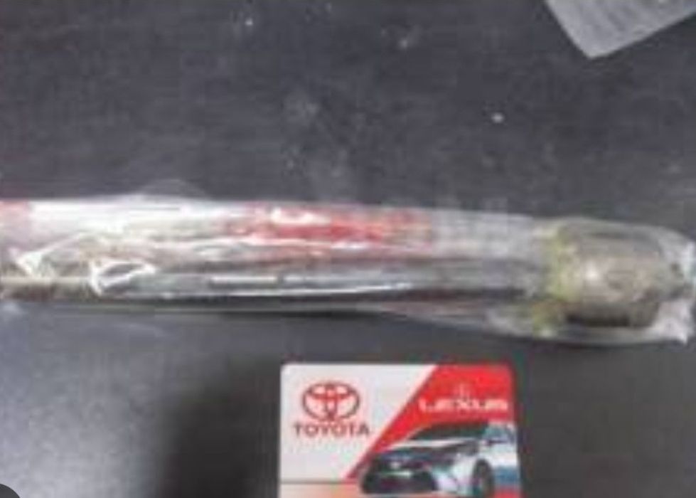 Рулевая тяга оригинал на Лексус RX300