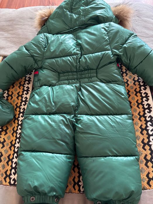 Продам комбенизон зимний 62-68см