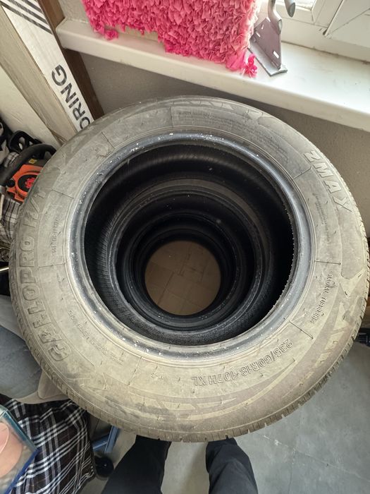 Шины летние 235/65/18